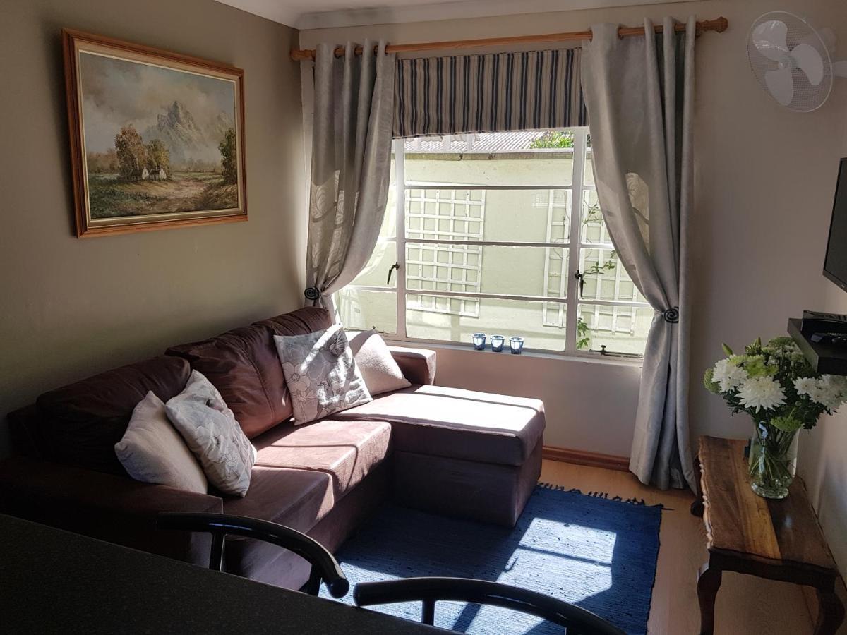 Apartment 7 On Oakleigh Питърмарицбург Екстериор снимка